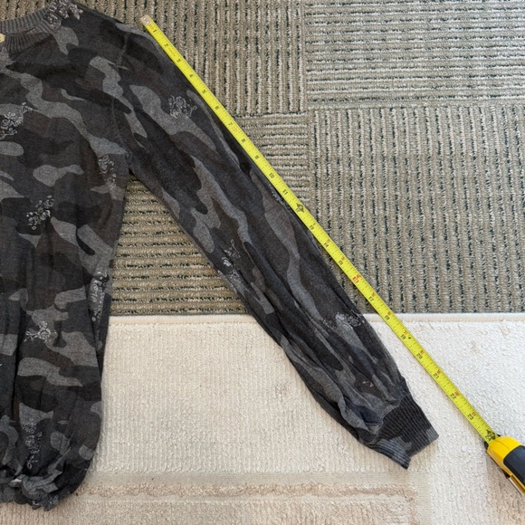 Democracy Camo Sparkle Lace up Neck Line Long Sleeve - Picture 7 of 7